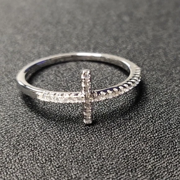 moissanite cross ring - Picture 1 of 1
